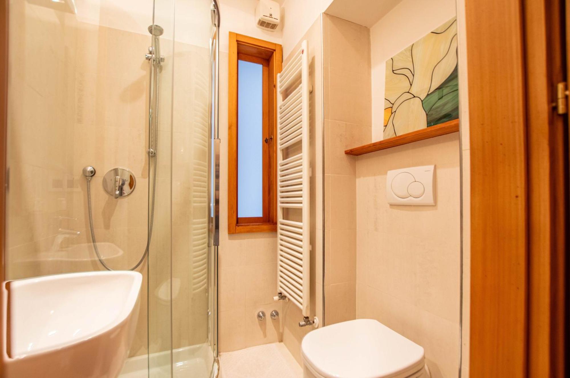 טריאסטה White Tower Guesthouse מראה חיצוני תמונה